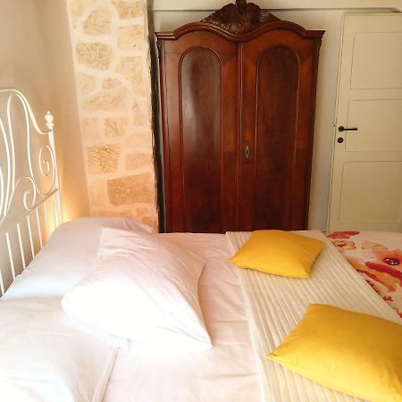 Apartment Cernesa Ražanac Zewnętrze zdjęcie