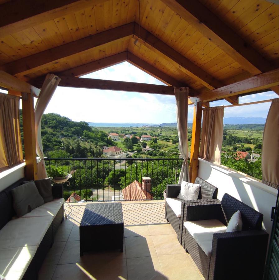 Apartment Cernesa Ražanac Zewnętrze zdjęcie