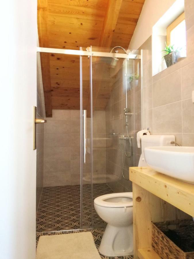 Apartment Cernesa Ražanac Zewnętrze zdjęcie
