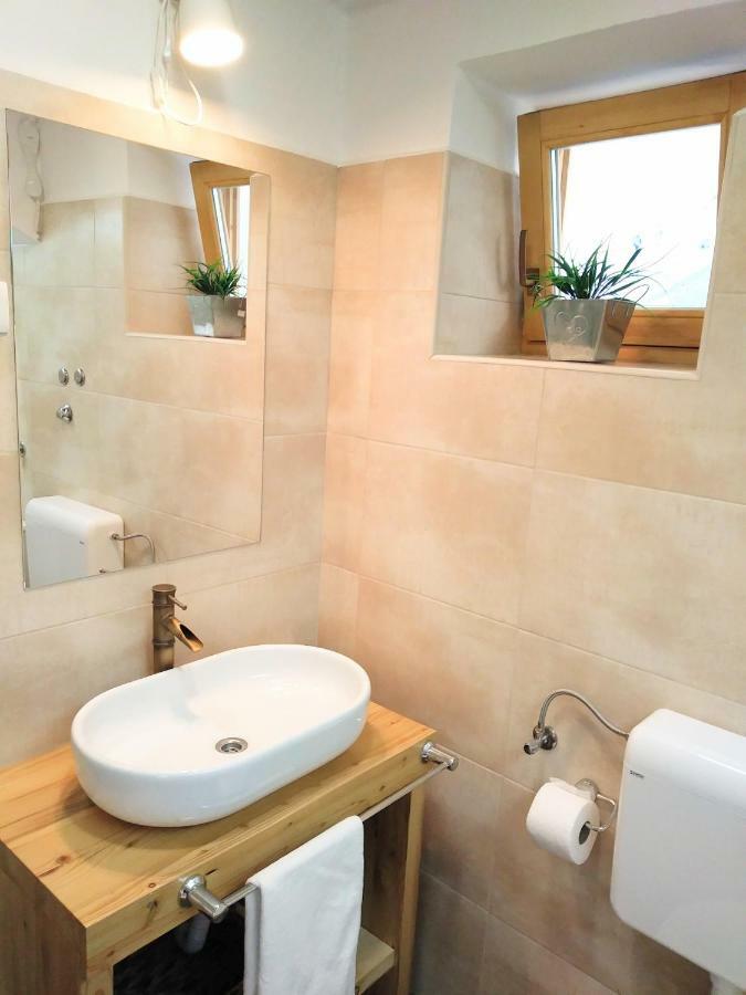 Apartment Cernesa Ražanac Zewnętrze zdjęcie